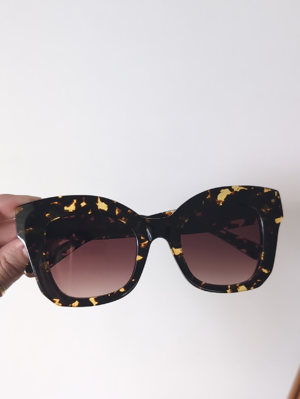 KREWE du optic Dauphine Flat Lens in Zulu Tortoise - Picture 14 of 16